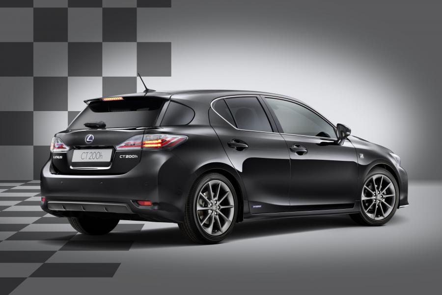  Lexus CT200h F-Sport Special Edition 2011 года  (фото 9 из 19)